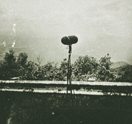 Hiss Tracts - Shortwave Nights